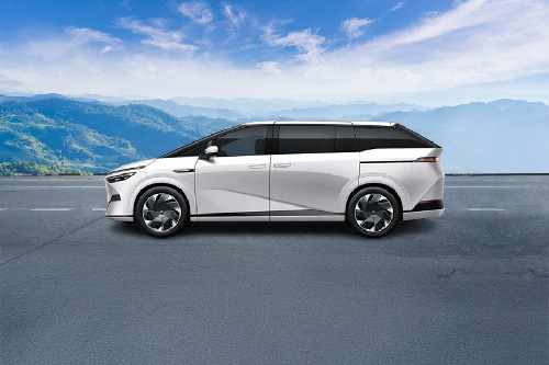 X9 Side view