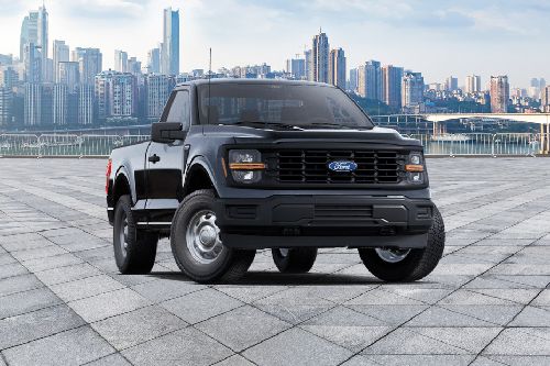 Ford F-150 (2026) Front Medium View