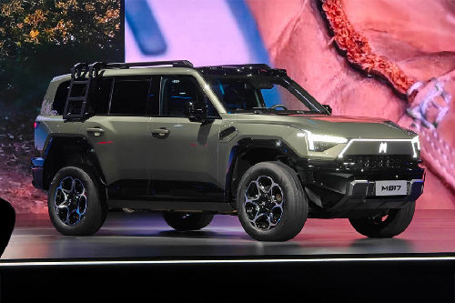 DONGFENG Warrior M817 Front Medium View