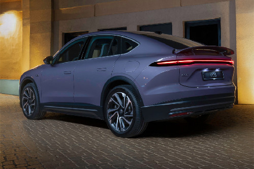 Rear Medium View of NIO EC6