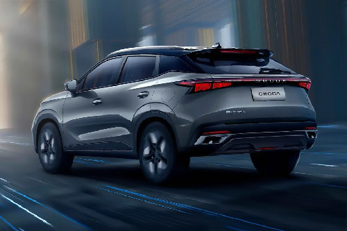 Rear Cross Side View of OMODA C5