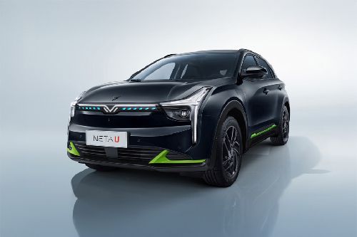 U Front angle low view