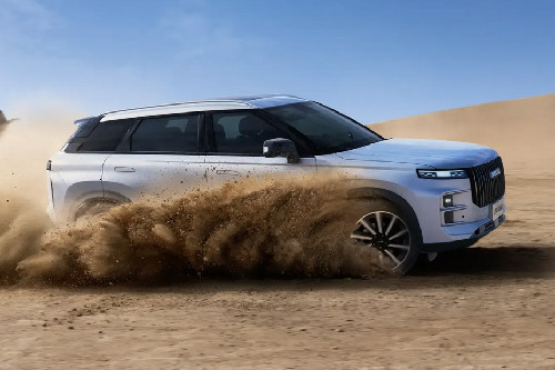 J7 Medium Angle Front View