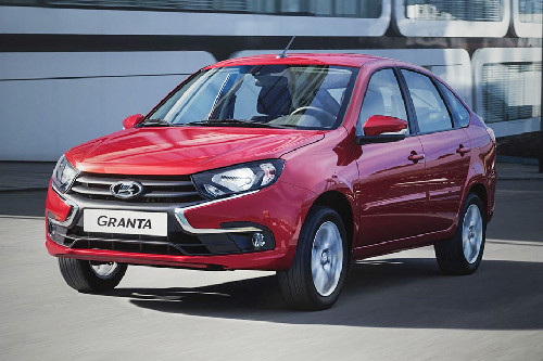 Granta Liftback Front angle low view