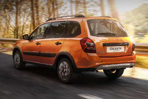 Rear Cross Side View of Lada Granta Cross