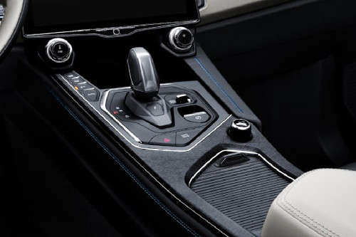 LYNK&CO 01 Sunroof Moonroof