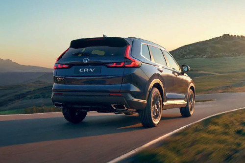 CR-V Rear angle view