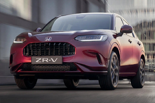 ZR-V Front deep low Angle View