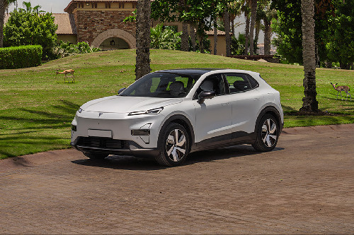 S05 Front angle low view