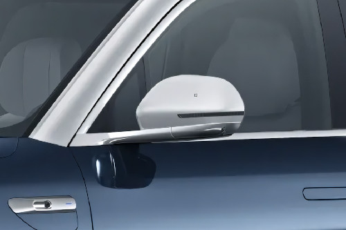 AITO 9 Drivers Side Mirror Front Angle