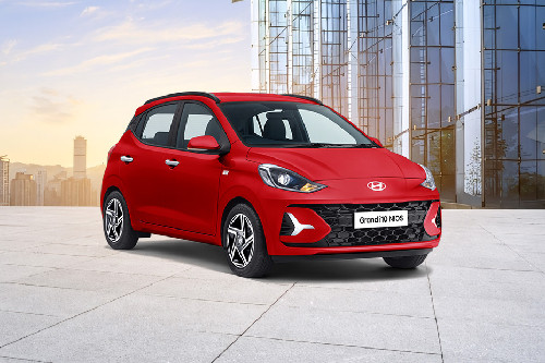 Hyundai Grand i10 Front Medium View
