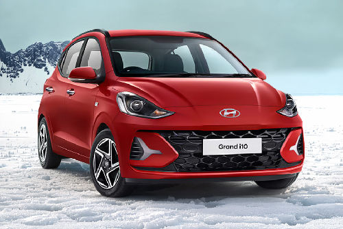 Hyundai Grand i10 Front Medium View