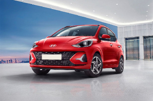 Grand i10 Tilted Front View