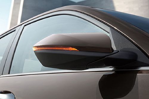 Hyundai Accent Drivers Side Mirror Rear Angle