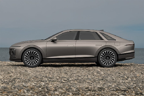 Azera Side view