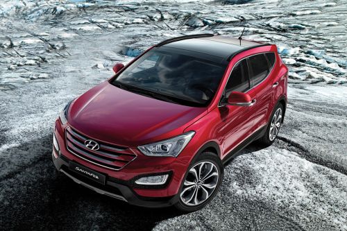 Hyundai Santa Fe (2012-2021) Front Side View