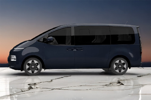 Staria Side view