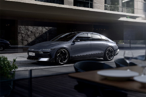 Ioniq 6	2026 Side view