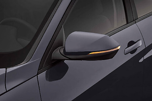 Hyundai Elantra Drivers Side Mirror Front Angle