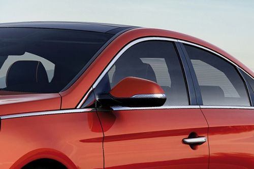 Hyundai Sonata Turbo Drivers Side Mirror Front Angle