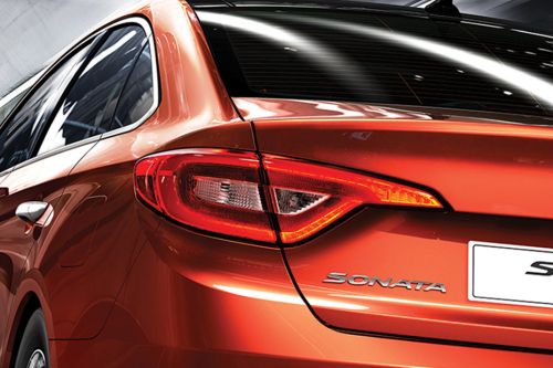 Sonata Turbo Tail light