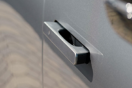 QX80 Door handle