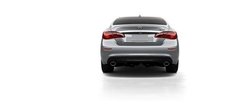 Full Rear View of Infiniti Q70 (2014-2021)