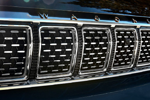 Grand Wagoneer Grille View