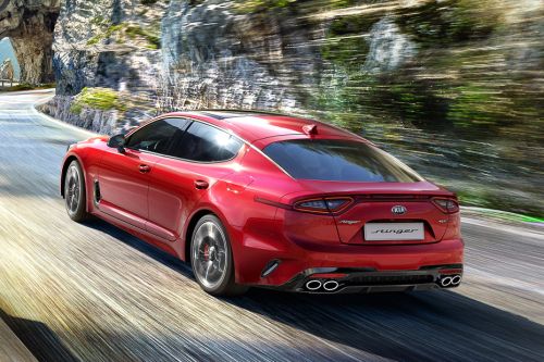 Rear Cross Side View of KIA Stinger