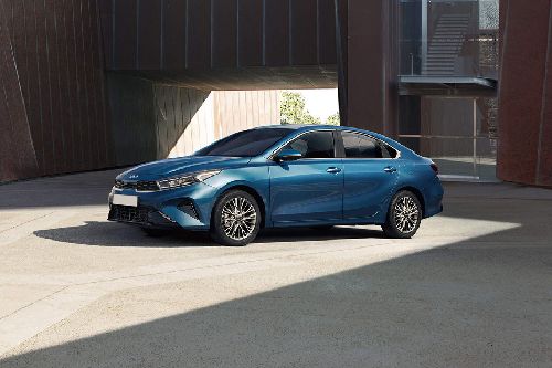 Cerato Front angle low view
