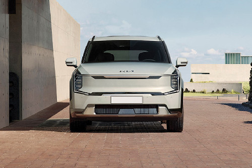 Full Front View of EV9