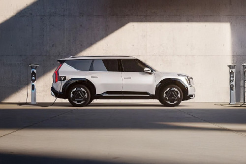 EV9 Medium Angle Front View