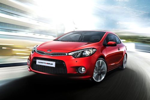 Cerato koup Front angle low view