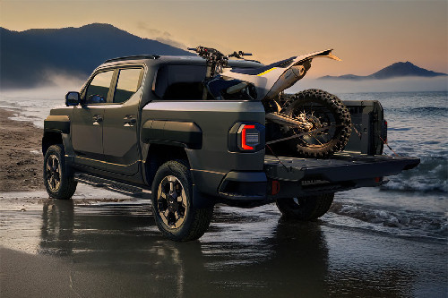 Rear Cross View of KIA Tasman