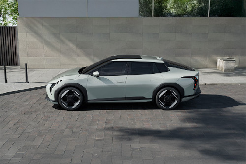 EV4 Side view