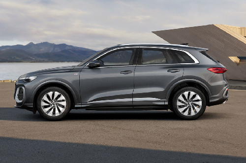 Q5 Side view