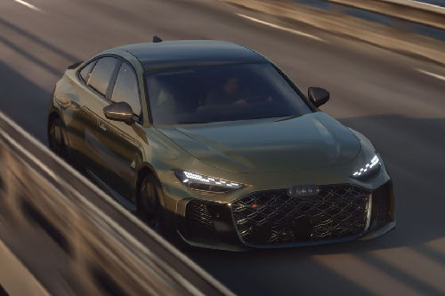 Audi RS5 Front Cross Side View