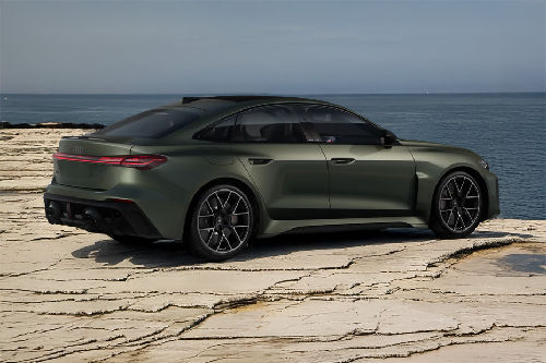 RS5 Rear Medium Side View