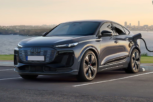 Q6 Sportback e-tron Front angle low view