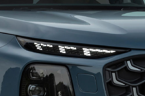 Q7 2026 Headlight