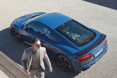 Top View of R8 Coupe