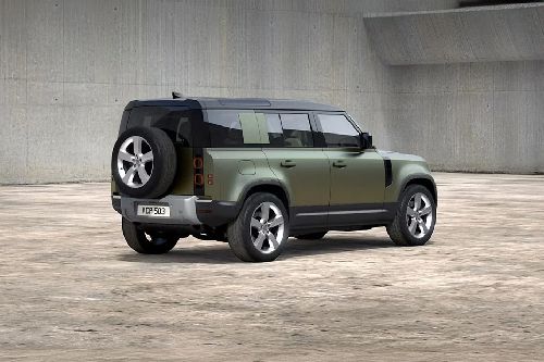 DEFENDER 110 Rear angle view