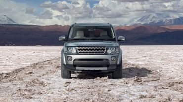 Full Front View of LR4