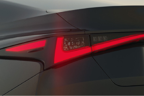 IS 250 2022-2025 Tail light