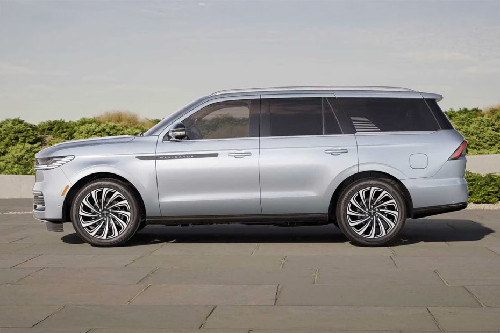 Navigator Side view