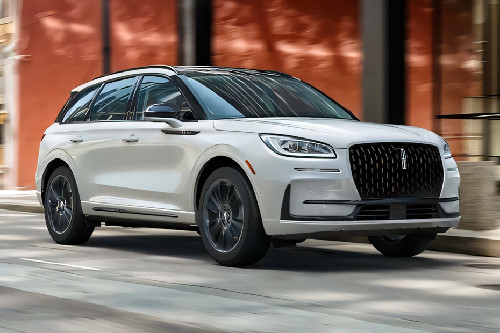 Lincoln Corsair Front Cross Side View