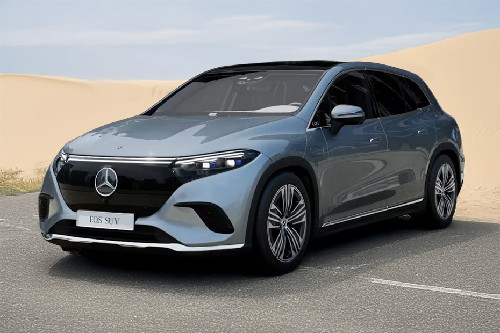 EQS SUV Front angle low view