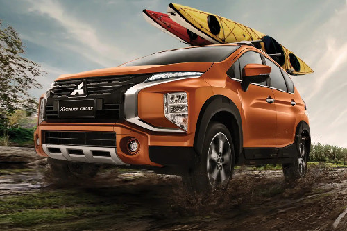 Xpander Cross Front deep low Angle View