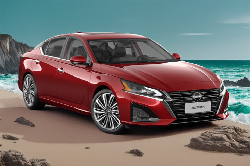Nissan Altima Front Medium View
