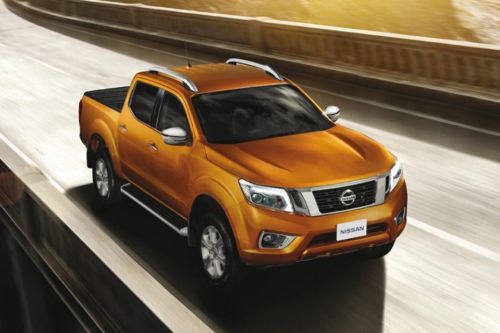 Nissan Navara Pickup Front Medium View